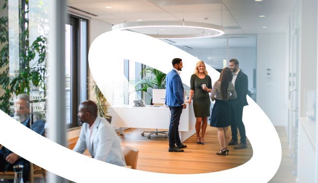 Casual office group of people - image for Valamis L&D Transformation Framework
